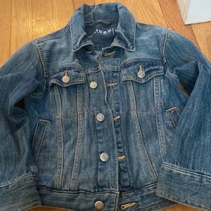 Gap Kids Jean Jacket! Size small perfect for fall!